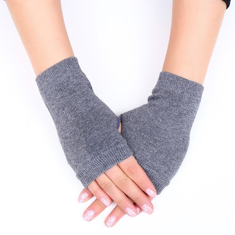 Touchscreen winter gloves for everyone